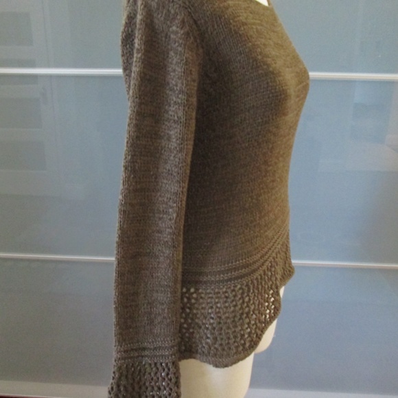 *SOLD* BCBG Max Azria Open Weave Long Bell Sleeve - Picture 4 of 7